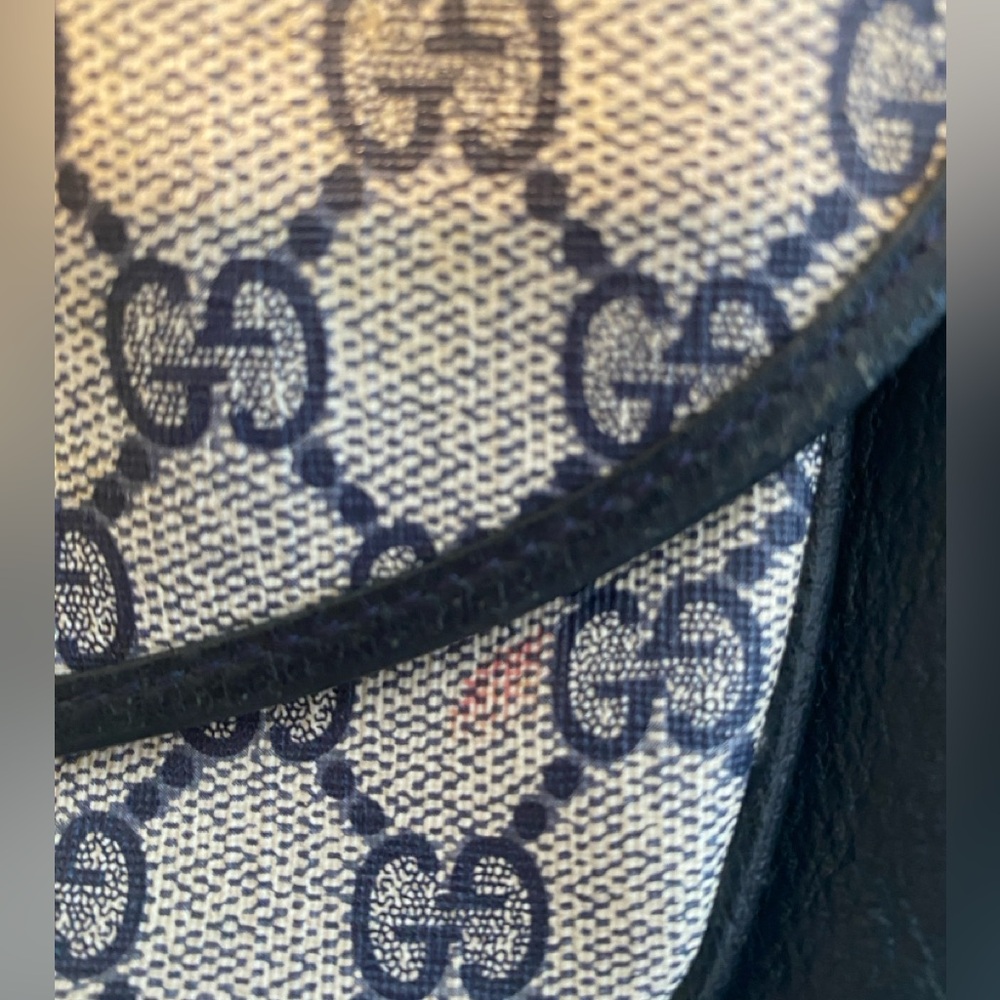 Vintage Gucci Saddlebag-style handbag, Navy & Beige - Picture 3 of 13